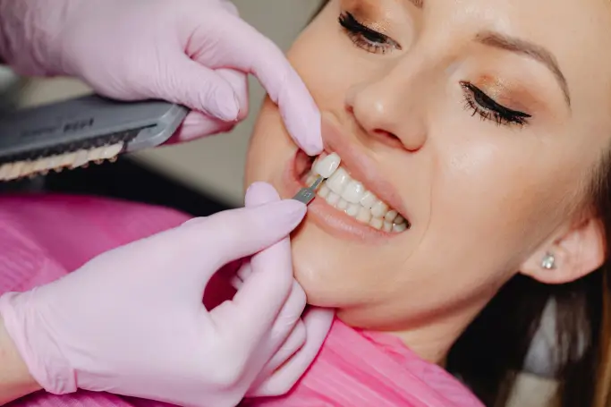Cosmetic dentistry and veneers